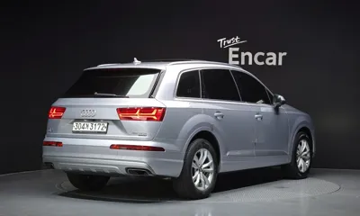 Audi Q7 2019, 130318 км, за 28900000 KRW