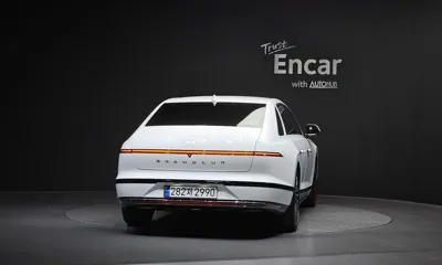 Hyundai Grandeur 2025, 16688 км, за 43900000 KRW
