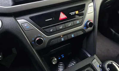 Hyundai Avante 2018, 94385 км, за 10900000 KRW - фото 18