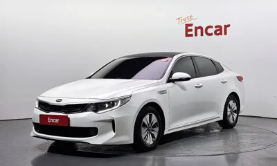 Kia K5 · 2016 год