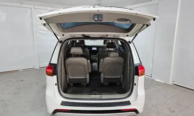 Kia Canival 2018, 197572 км, за 7900000 KRW - фото 20