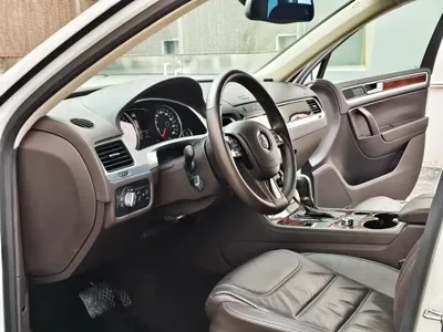Volkswagen Touareg 2015, 150000 км, за 69800 CNY - фото 4