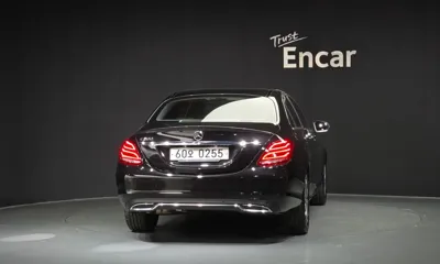 Mercedes-Benz C-Class 2017, 158115 км, за 9900000 KRW