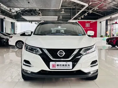 Nissan Qashqai 2022, 29000 км, за 85800 CNY