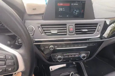 BMW 1 Series 2017, 69800 км, за 43343.85 CNY - фото 13