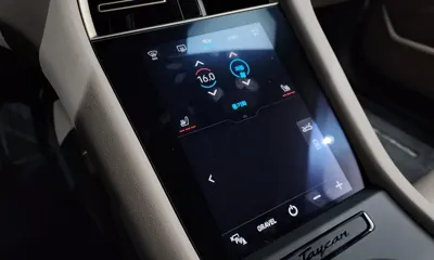 Porsche Taycan 2022, 13787 км, за 107700000 KRW - фото 30