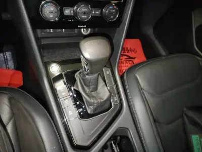 Volkswagen Tiguan L 2017, 89200 км, за 76400 CNY - фото 10