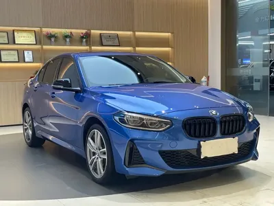 BMW 1 Series 2019, 26000 км, за 78800 CNY