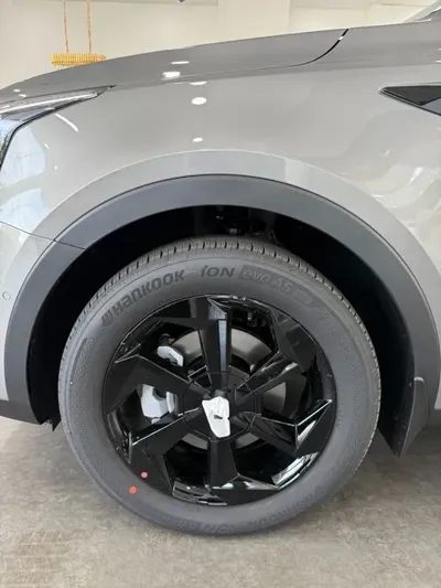 Kia Sorento 2026, 4 км, за 99990000 KRW - фото 20