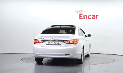 Hyundai Sonata 2011, 136738 км, за 4500000 KRW