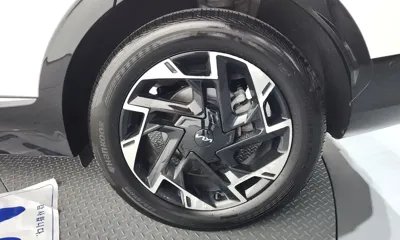 Kia Sportage 2023, 55350 км, за 37990000 KRW - фото 21