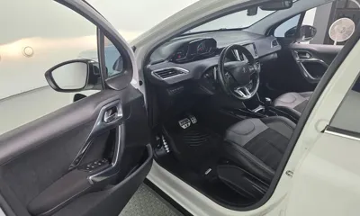 Peugeot 2008 2016, 97096 км, за 5790000 KRW - фото 10
