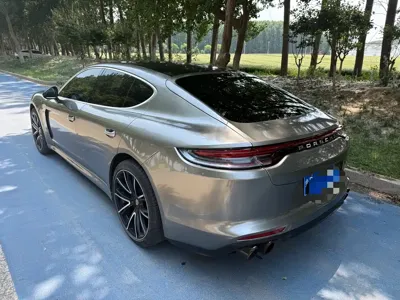Porsche Panamera 2011, 140000 км, за 158000 CNY