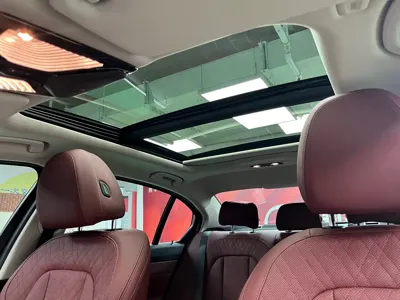 BMW i3 2024, 15600 км, за 145800 CNY - фото 20