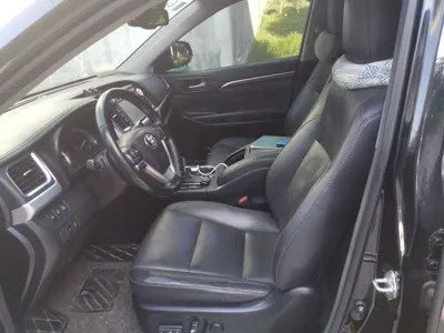 Toyota Highlander 2015, 129300 км, за 108808.3 CNY - фото 14