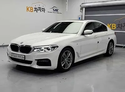 BMW 5-Series · 2020 год