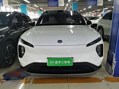 Nio ES6 2024, 26800 км, за 150700 CNY
