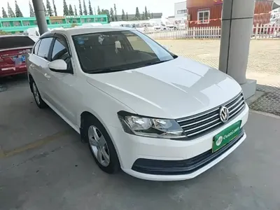 Volkswagen Lavida 2019, 53700 км, за 45199 CNY