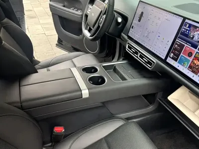 Li Auto Li L6 2024, 26000 км, за 167100 CNY - фото 4