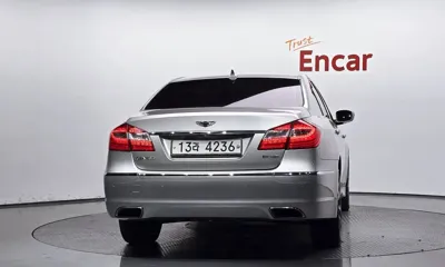 Hyundai Genesis 2012, 137898 км, за 5500000 KRW