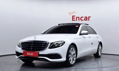 Mercedes-Benz E-Class · 2017 год