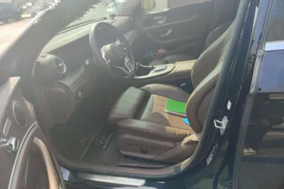 Mercedes-Benz E-Class 2019, 77100 км, за 202992.87 CNY - фото 14