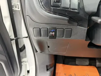 Mitsubishi Outlander 2022, 32000 км, за 109800 CNY - фото 9