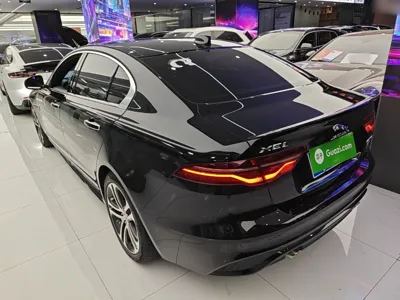 Jaguar XEL 2021, 43800 км, за 125490.51 CNY