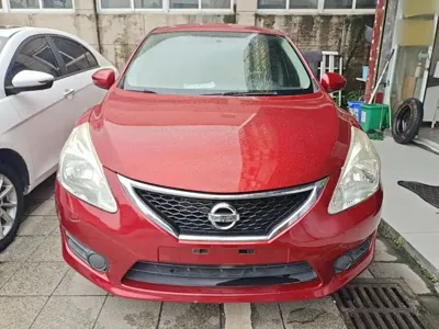 Nissan Tiida 2015, 60599 км, за 28000 CNY