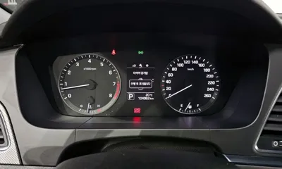 Hyundai Sonata 2015, 104062 км, за 8900000 KRW - фото 8