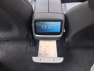 Xiaomi 小米YU7 2025, 6000 км, за 268000 CNY - фото 12