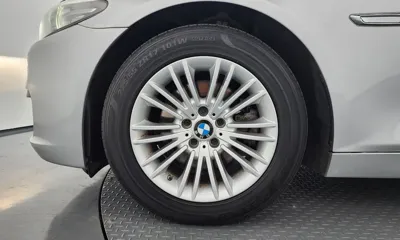 BMW 5-Series 2015, 133485 км, за 9900000 KRW - фото 5