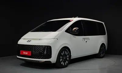 Hyundai Staria · 2022 год
