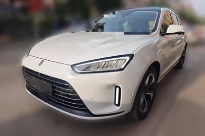 Hima AITO M5 · 2022 год