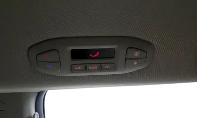Kia Canival 2019, 184655 км, за 9900000 KRW - фото 18