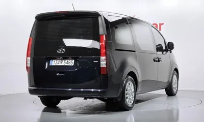 Hyundai Staria 2024, 25709 км, за 29900000 KRW - фото 2