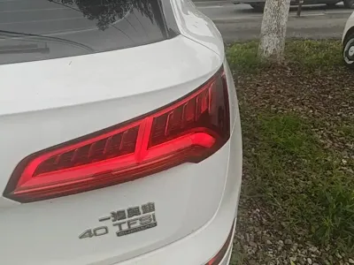 Audi Q5L 2020, 102500 км, за 129300 CNY - фото 8