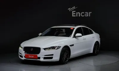 Jaguar XE · 2016 год