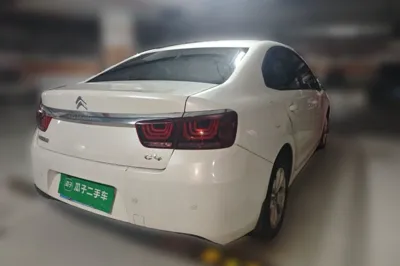 Citroen C4 Sega 2018, 142900 км, за 35261.07 CNY