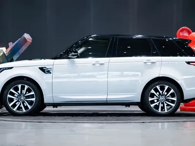 Land Rover Sport 2018, 105000 км, за 328000 CNY - фото 4