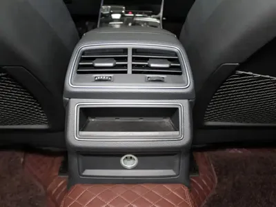 Audi A6L 2022, 43300 км, за 207800 CNY - фото 10