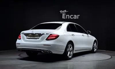 Mercedes-Benz E-Class 2017, 67284 км, за 22900000 KRW