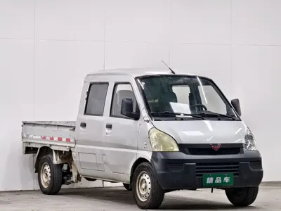 Wuling Rongguang Mini Truck 2017, 92000 км, за 12800 CNY