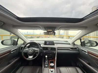 Lexus RX 2018, 78000 км, за 218800 CNY - фото 17