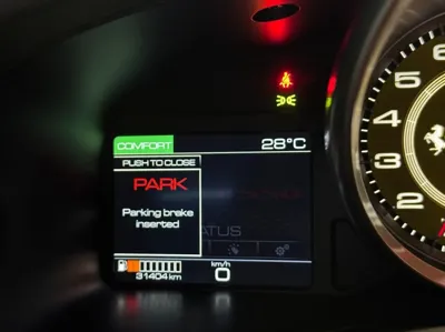 Ferrari GTC4 Lusso 2018, 31400 км, за 190000000 KRW - фото 14