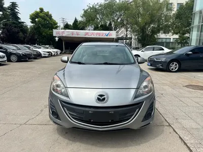 Mazda 3 Xingcheng 2014, 120000 км, за 15000 CNY