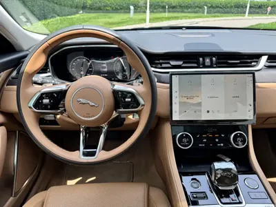 Jaguar XFL 2025, 4000 км, за 209800 CNY - фото 11