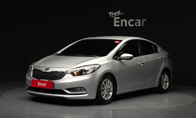 Kia K3 · 2015 год