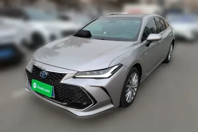 Toyota Avalon · 2022 год