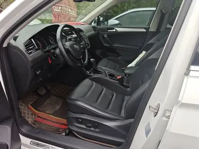 Volkswagen Tiguan L 2017, 132100 км, за 62300 CNY - фото 15